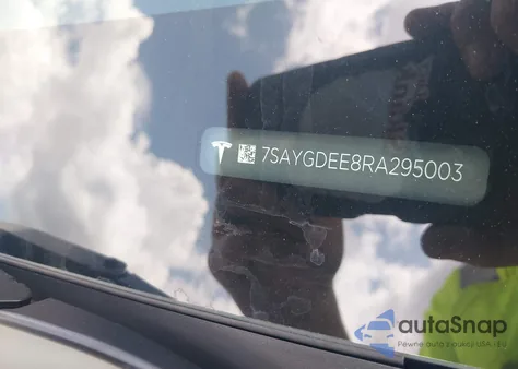 2024 Tesla Model Y Long Range Dual Motor All-Wheel Drive from USA, damaged, VIN 7SAYGDEE8RA295003